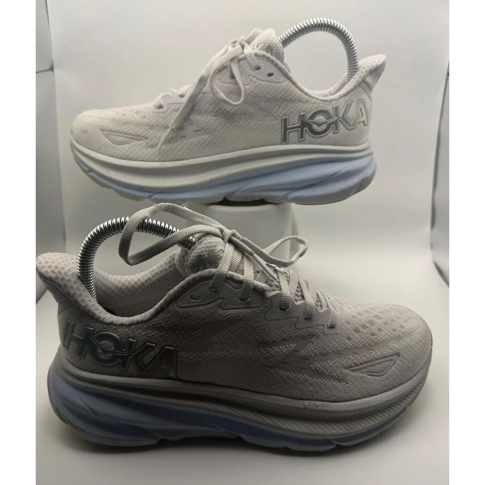 Hoka One One Clifton 8 Running Shoes Womens 6 Grey Good Athletic Sneaker